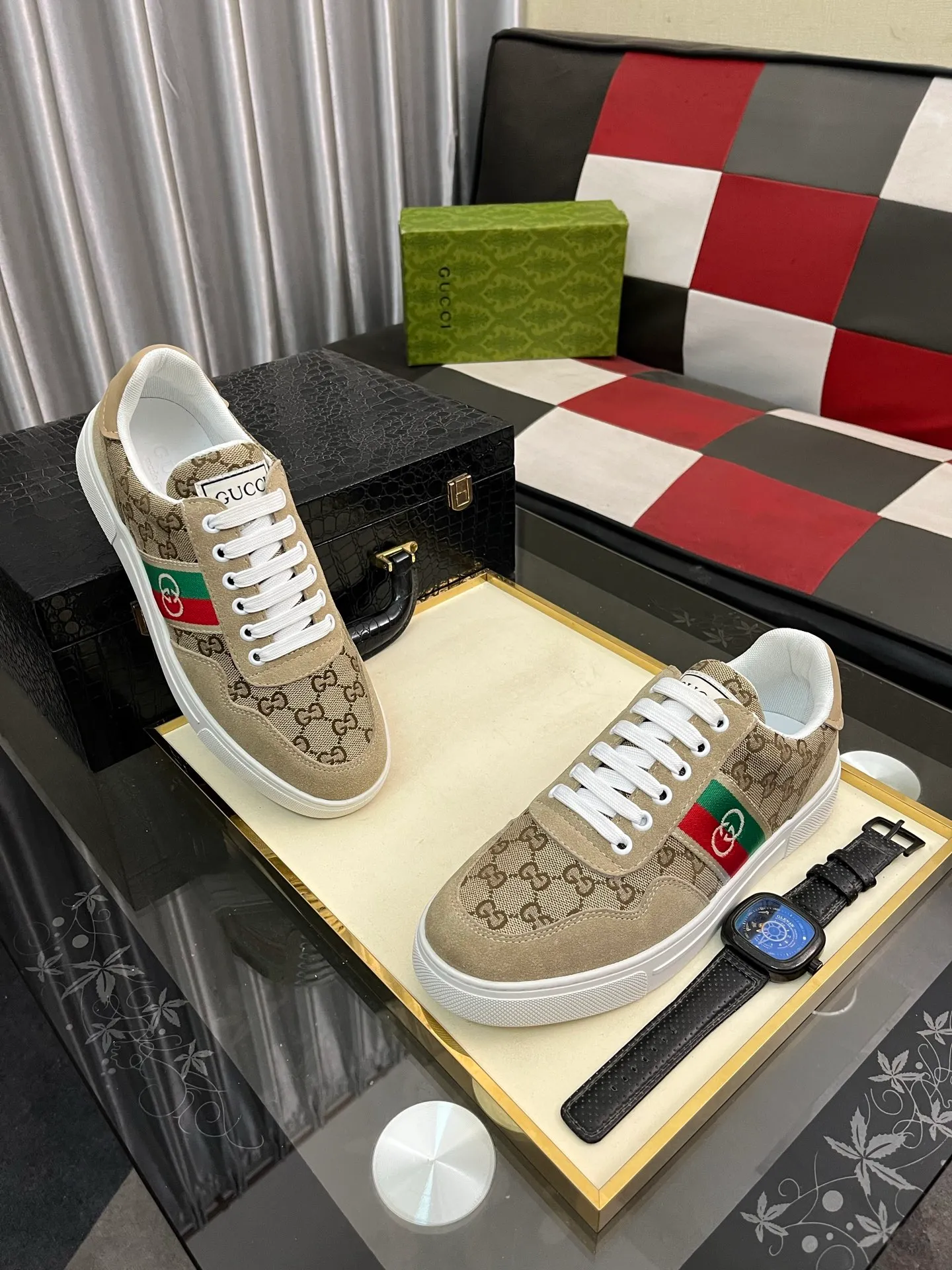 Men's shoes 💰440⌚️⌚️ (GUCCI) Men's casual shoes from Gucci's official website, the same style, the upper is made of cowhide with imported new brand elements Gucci, showing a good atmosphere, simple design, super versatile, 🐑 leather lining, air-cushion rubber outsole, size 38-443️⃣ colors available